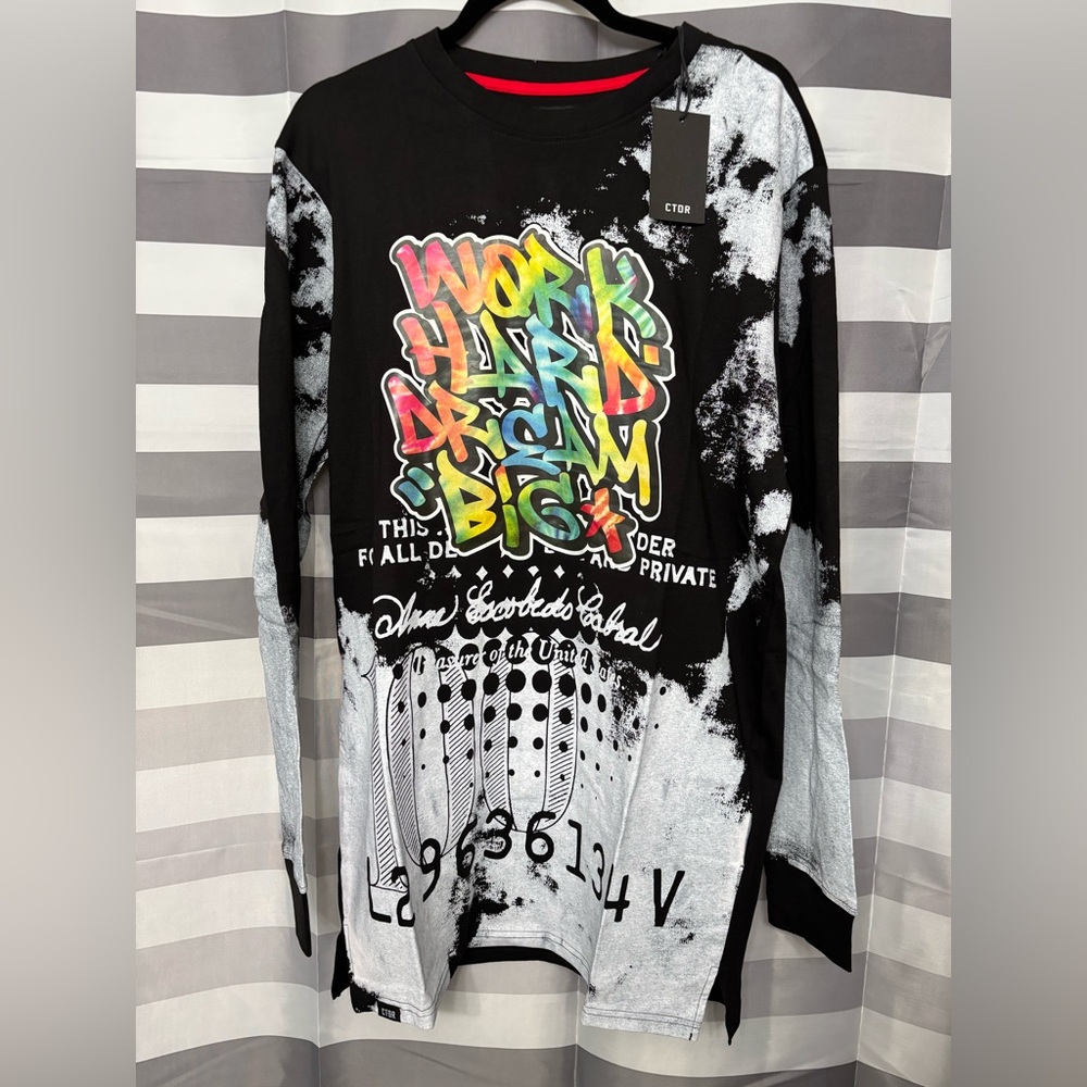 Contender Graphic Long Sleeve Shirt NWT
